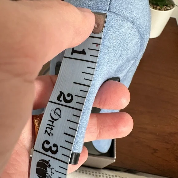 Life stride light blue shoes new in box. - Picture 4 of 5